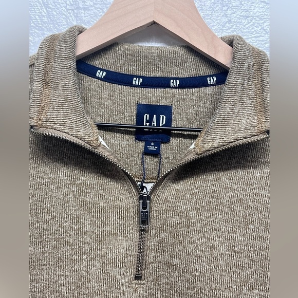 Gap - Men's Long Sleeve Half Zip Mock Neck Warm & Stylish Sweater - S - Picture 6 of 10